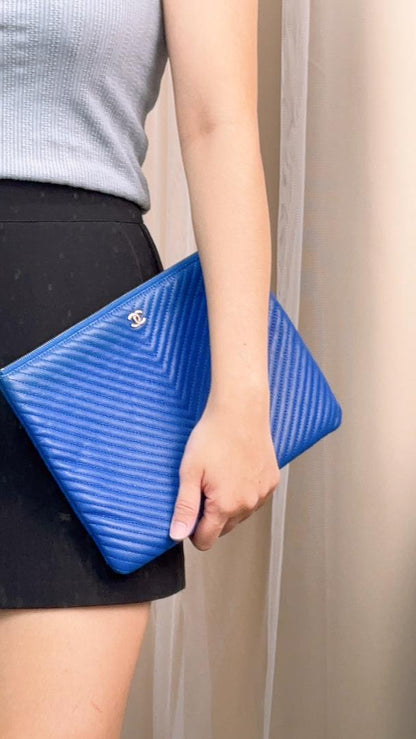 Chanel Blue Caviar Chevron Medium Ocase (SHW)