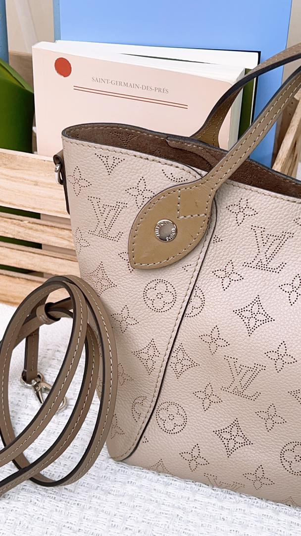 Louis Vuitton LB Galet Small Blossom PM