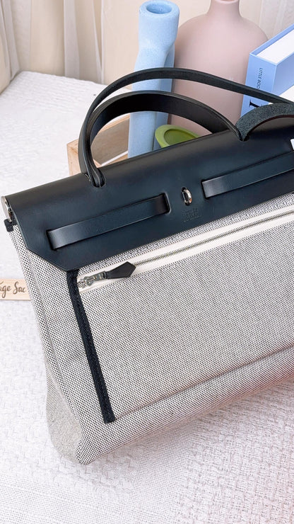 Hermès Black Pegase Pop Herbag 31 (PHW)