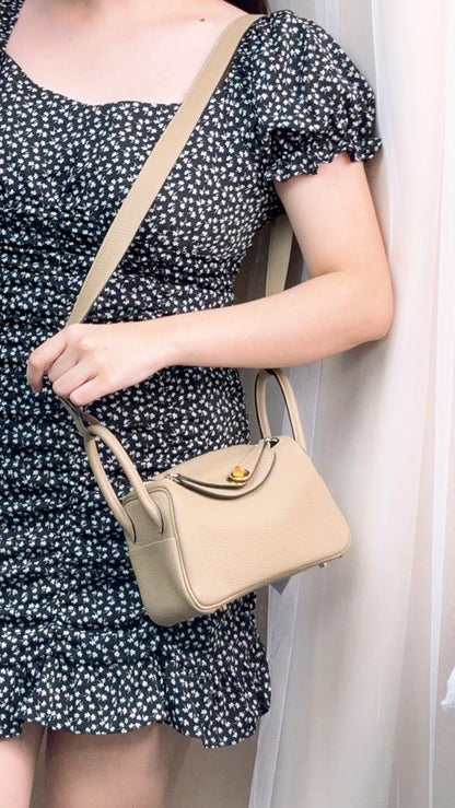 Hermes Trench Mini Lindy II (GHW)