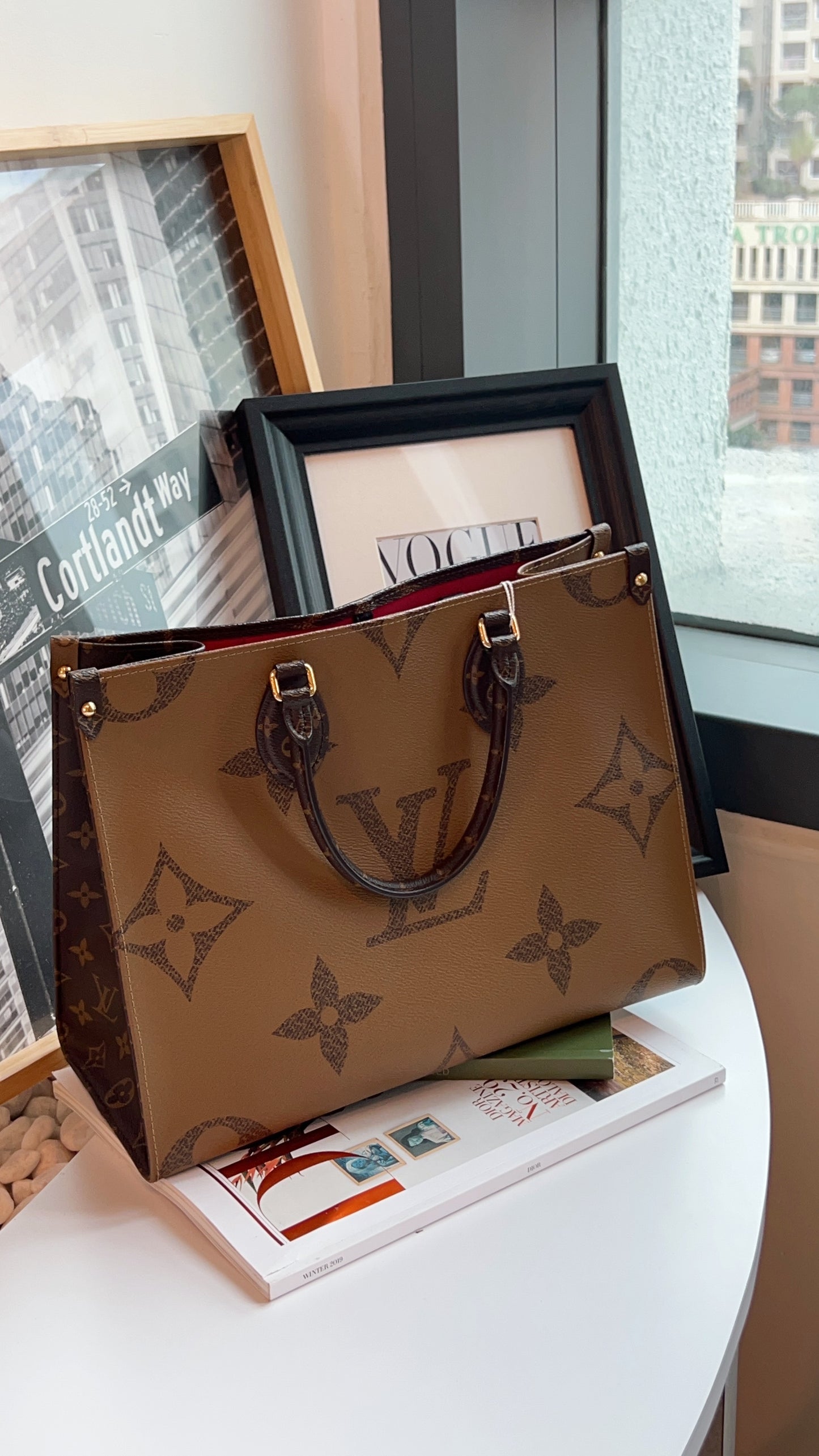 LV Monogram Reverse On The Go MM