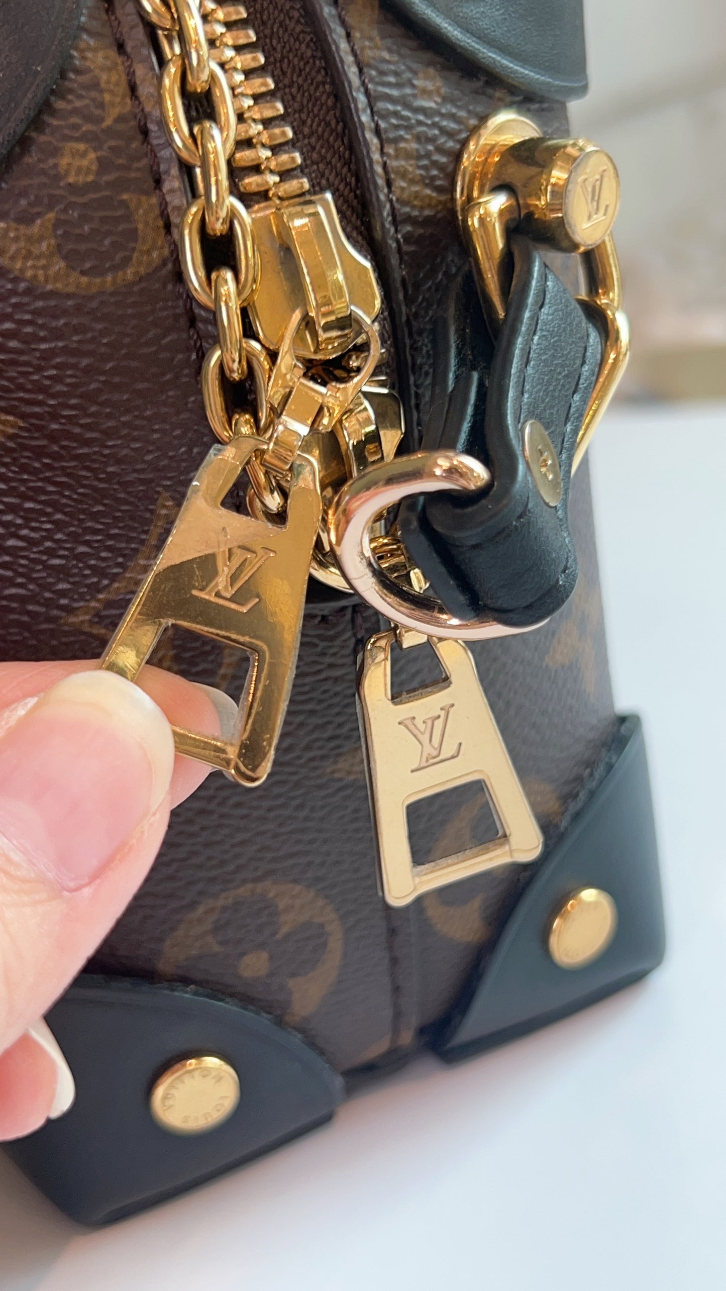 LV Monogram Petit Maue Soupe