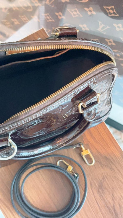 LV Amarante Vernis Alma BB