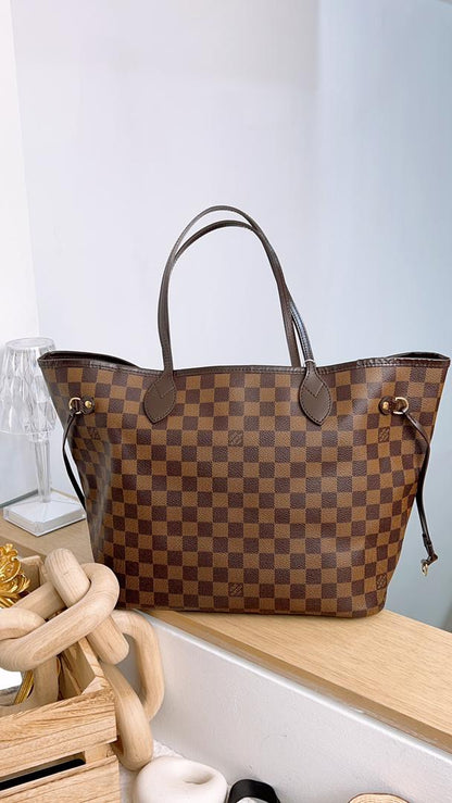 LV Damier Ebene Neverfull MM