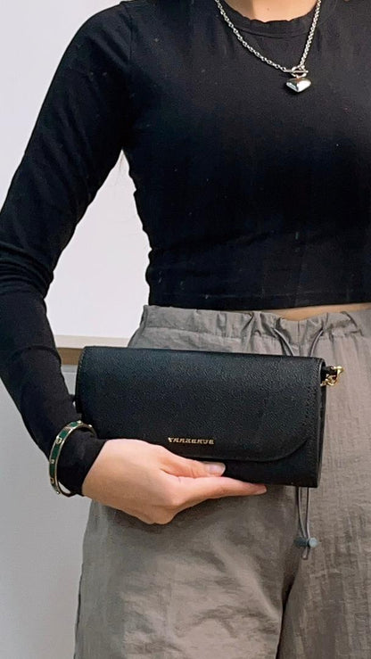 Burberry Black Henley WOC