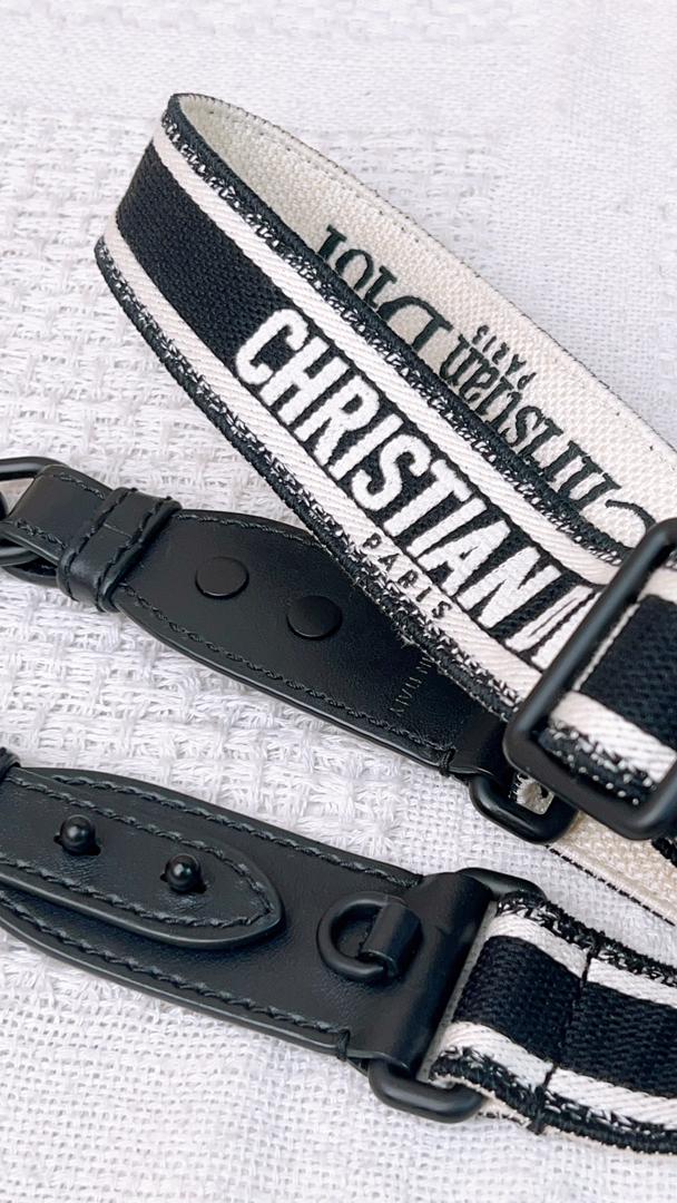 Dior Adjustable Shoulder Strap w Ring Ultramatte Black