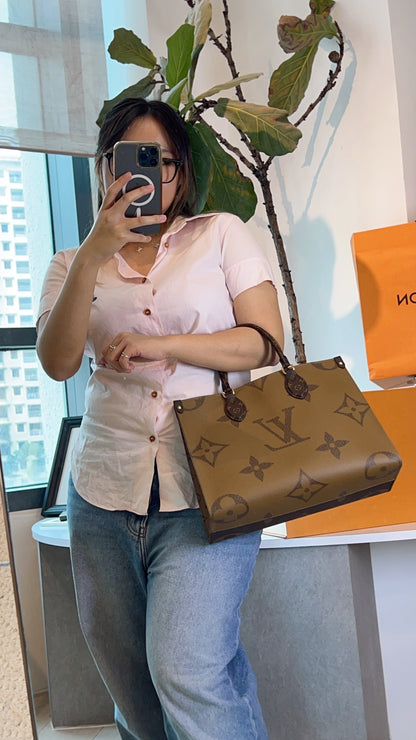 LV Monogram Reverse On The Go MM