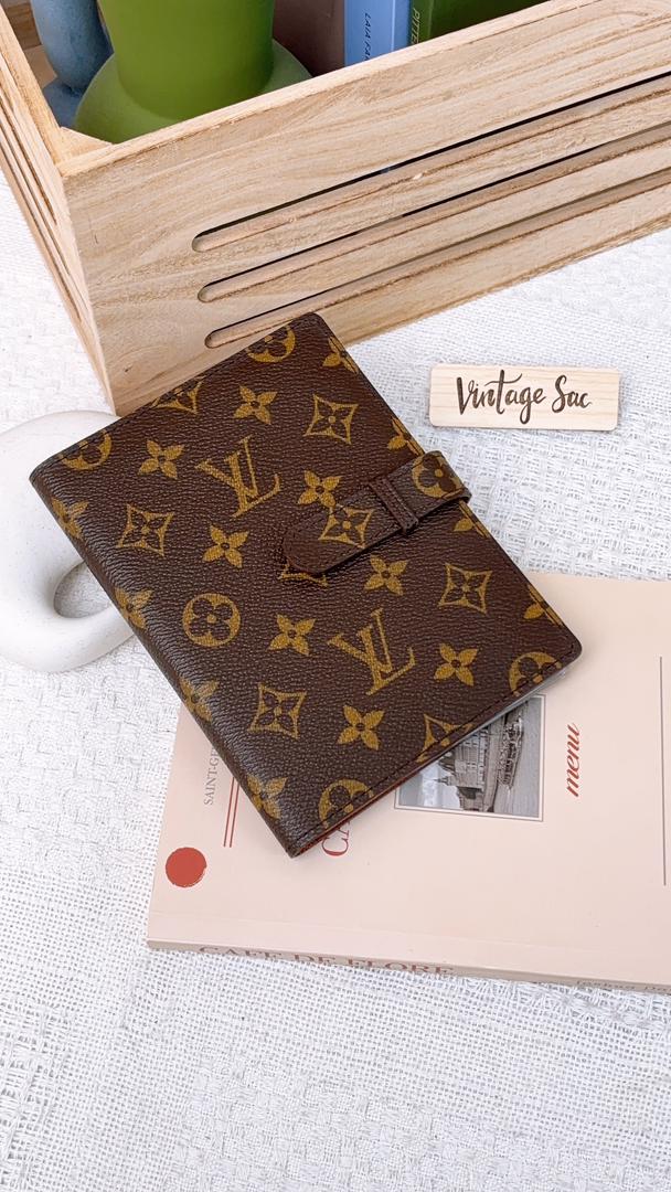 Louis Vuitton Monogram Agenda Cover / Photo Book