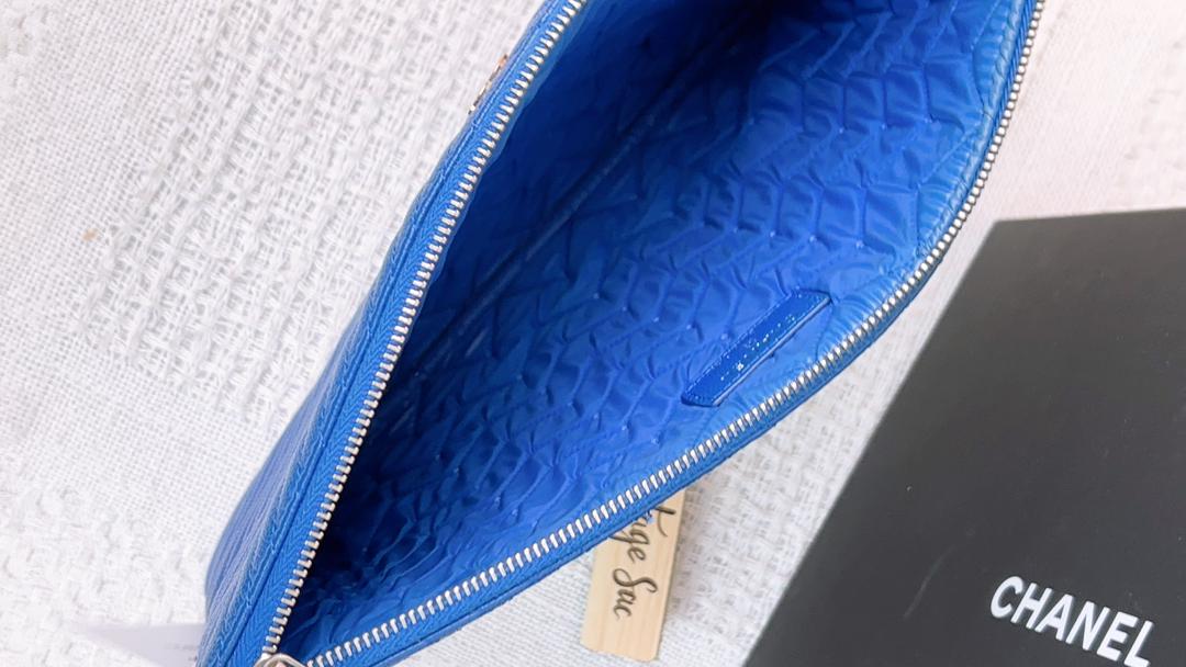Chanel Blue Caviar Chevron Medium Ocase (SHW)