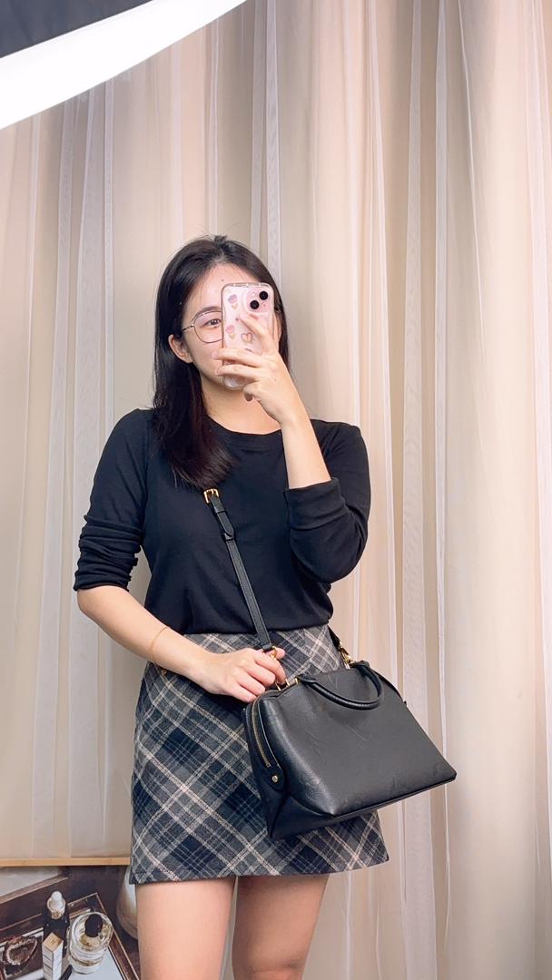 Louis Vuitton Black Empreinte Petit Palais