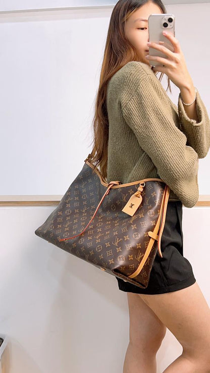 LV Monogram Carryall MM (no pouch)