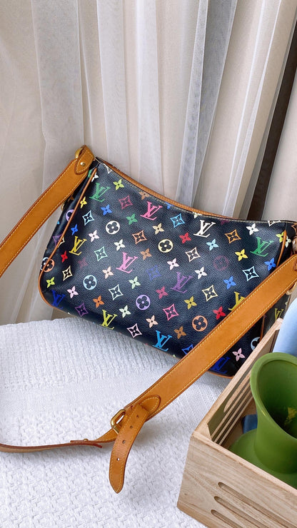 LV Black Multicolour Lodge GM