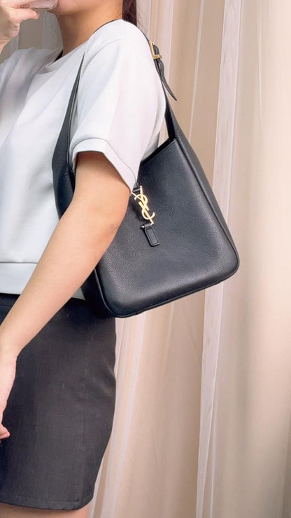 YSL Black Calfskin Small Le 5A7 Hobo (GHW)