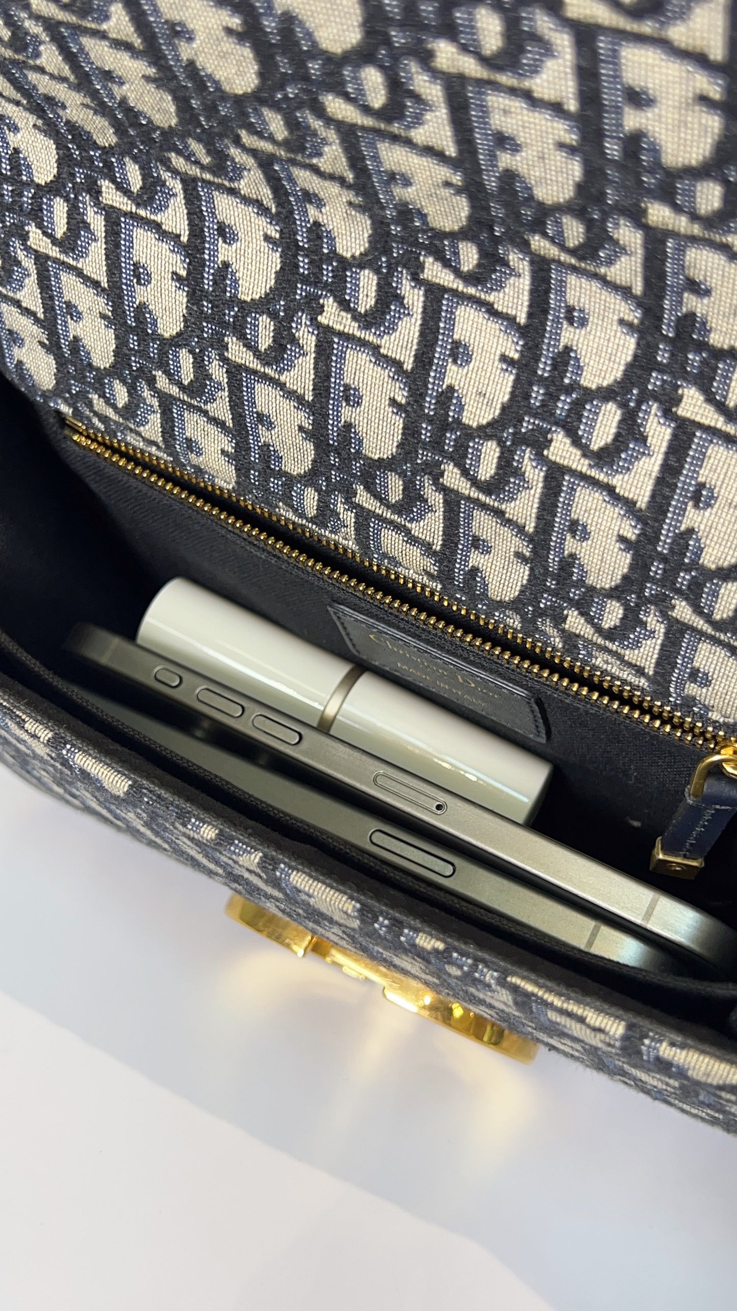 Dior Navy Oblique Montaigne 30 GHW