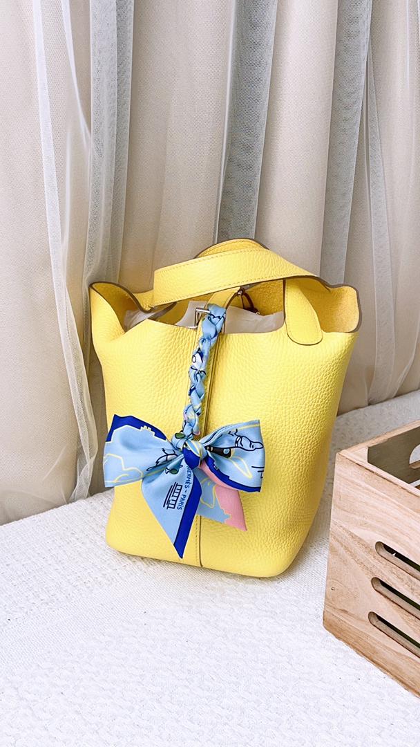 Hermes Lime Yellow Picotin 18 (Phw)
