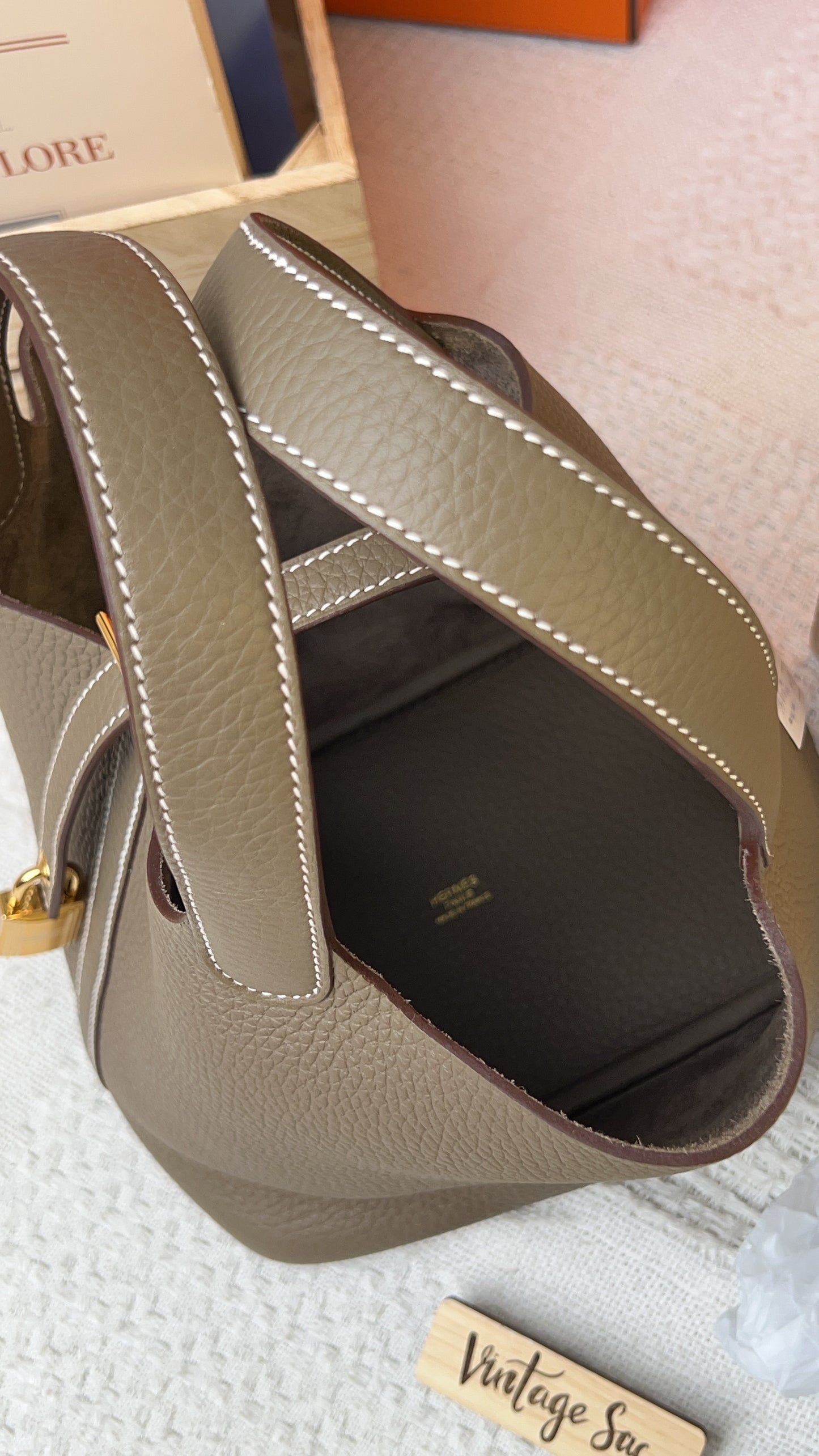 Hermes Etoupe Picotin 18 (GHW)