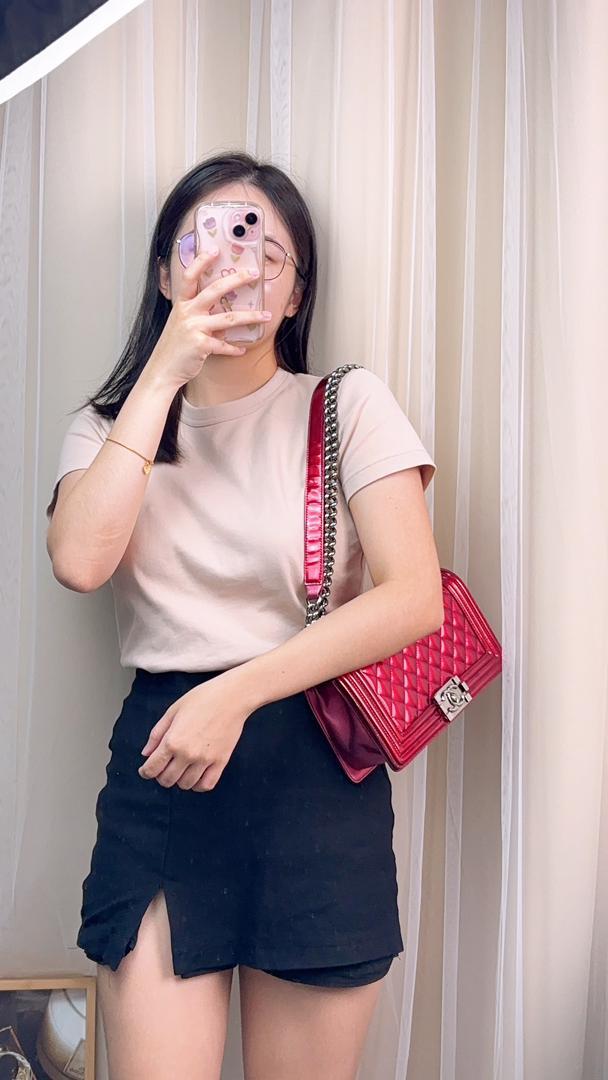 Chanel Fuchsia Pink Patent Old Medium Boy Flap Bag (SHW)