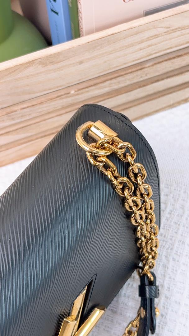 Louis Vuitton Black Epi Twist MM (GHW)