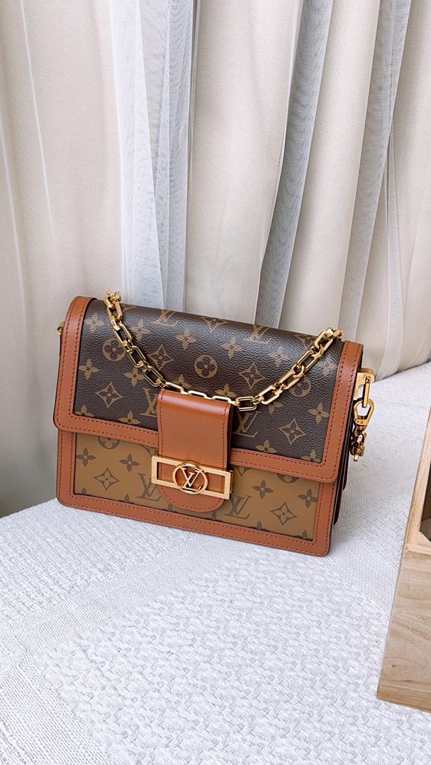 Louis Vuitton Reverse Monogram Dauphine MM