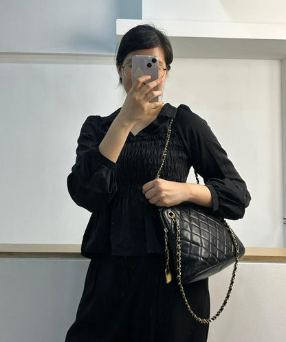 JZA2712
Chanel Black Lambskin Matelasse Chain Shoulder Bag (GHW)