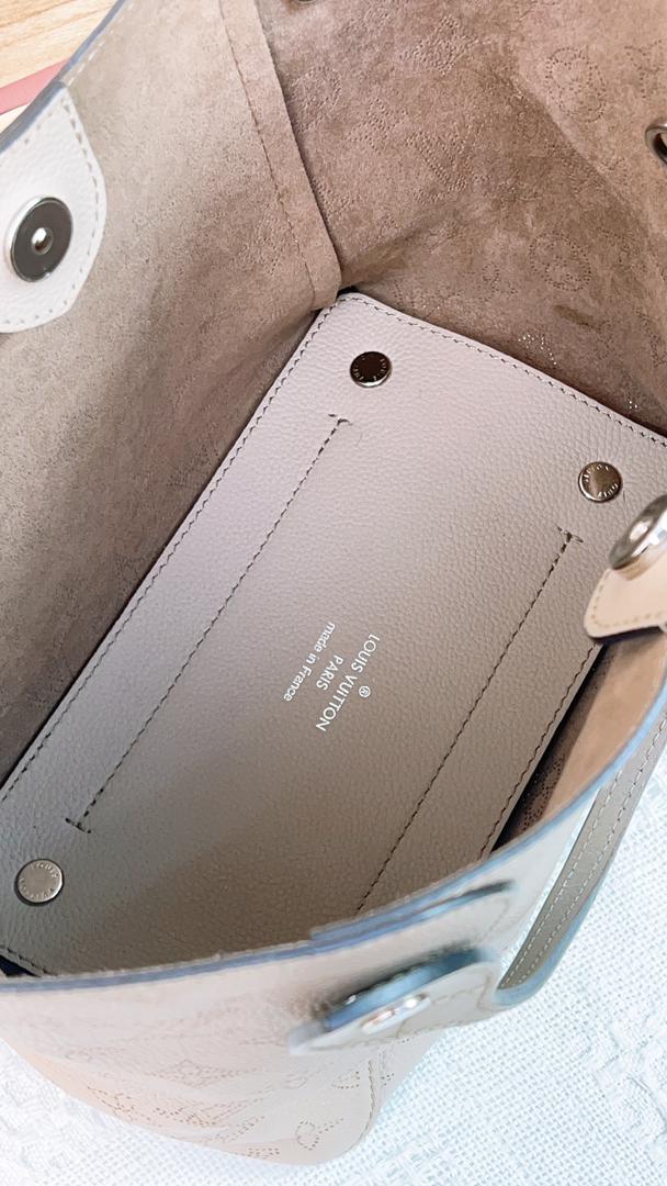 Louis Vuitton LB Galet Small Blossom PM