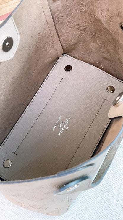 Louis Vuitton LB Galet Small Blossom PM