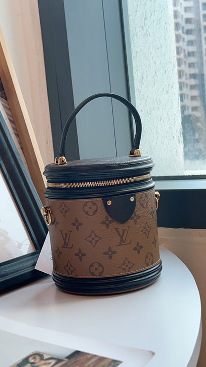 LV Reverse Monogram Cannes