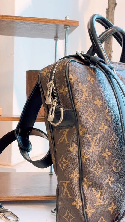 LV Monogram Porte-Documents Voyage PM