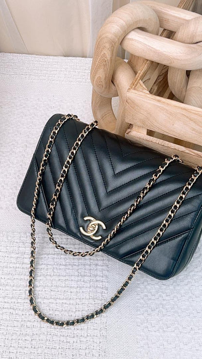 Chanel Black Calfskin Statement Flap LGHW