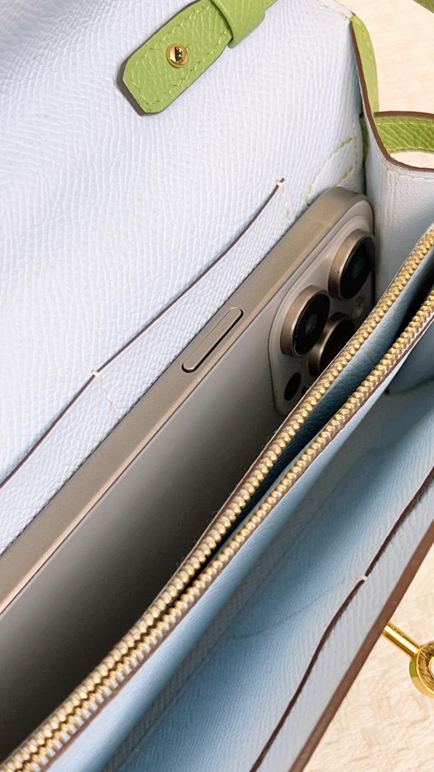 Hermes Vert Criquet Kelly To Go Wallet (Ghw)