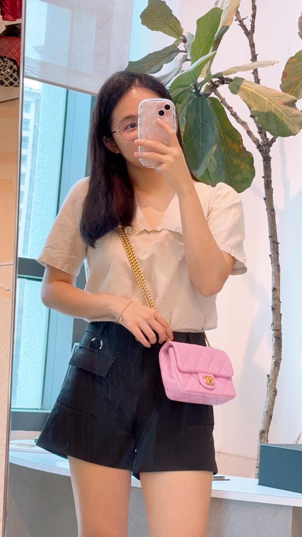 Chanel Pink Caviar 23P Mini Rectangular Heart Crush Flap Bag (GHW)