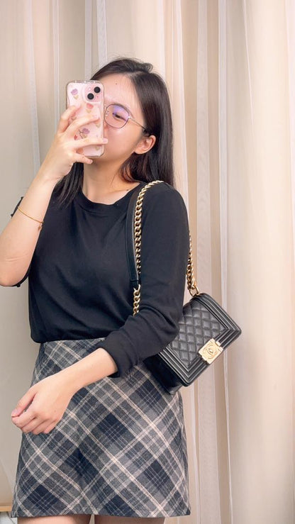 Chanel Black Caviar Small Boy (GHW)