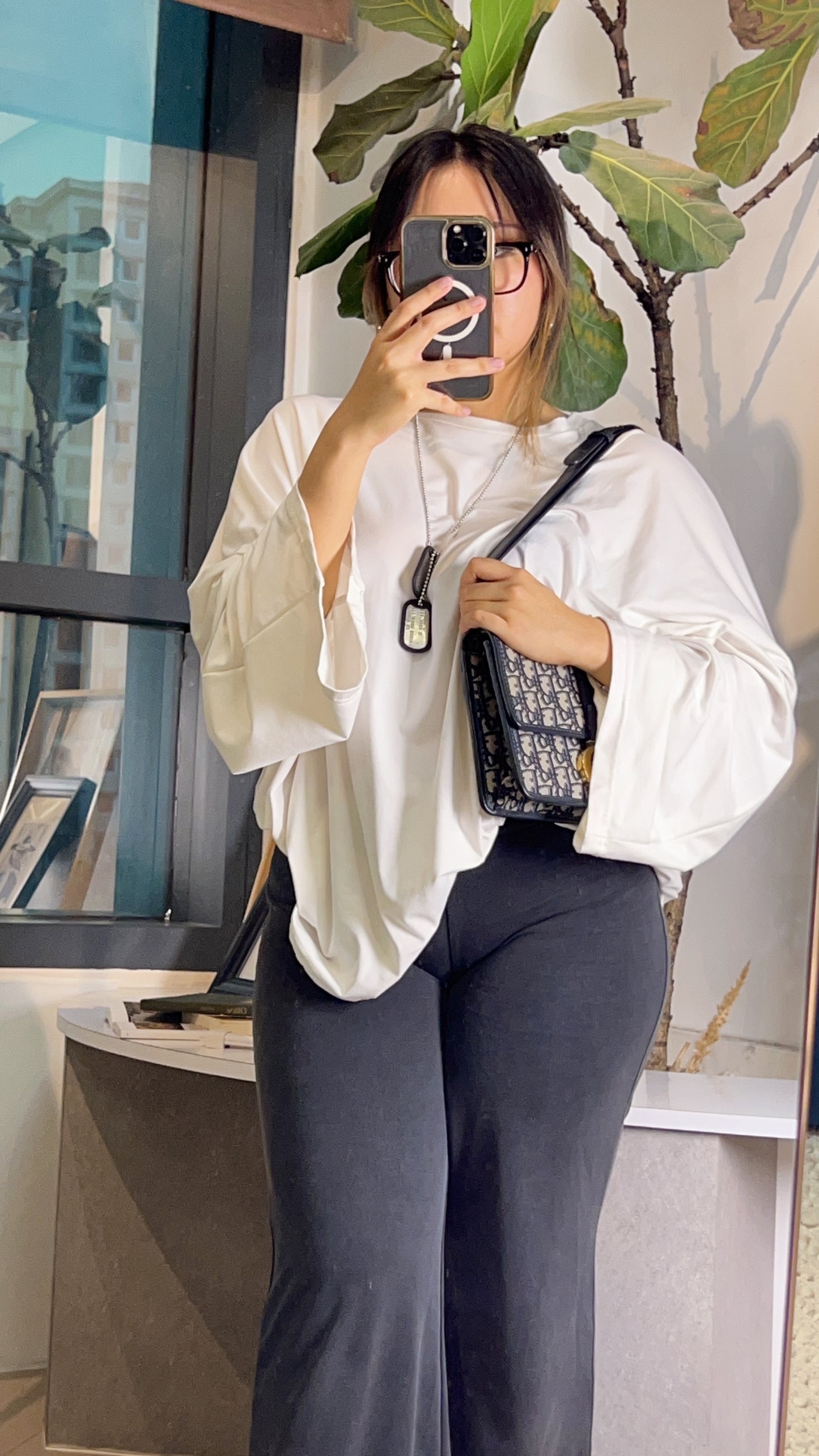 Dior Navy Oblique Montaigne 30 GHW