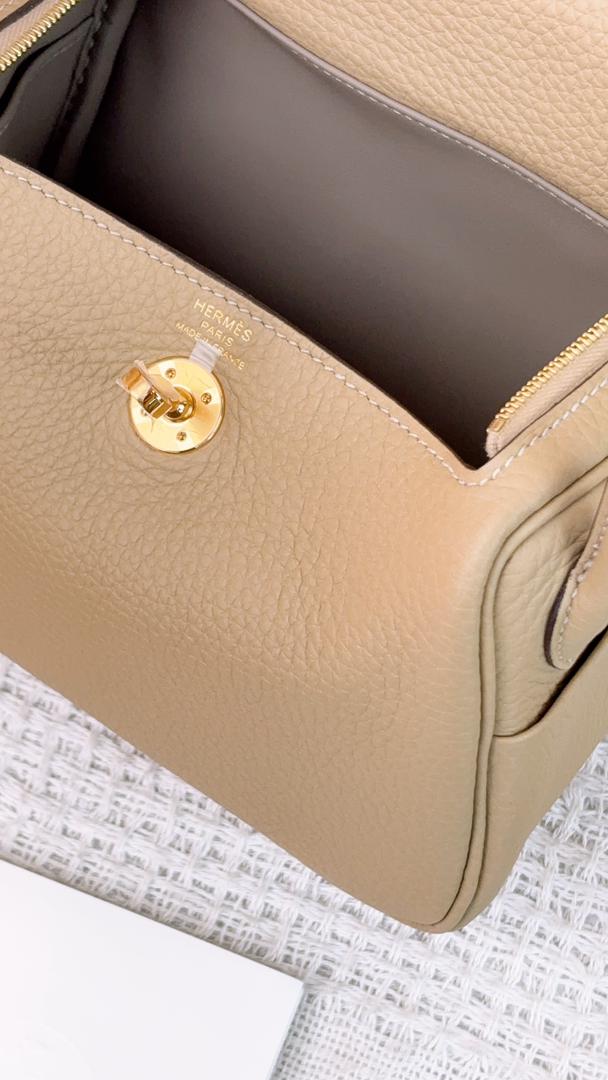 Hermes Trench Mini Lindy II (GHW)