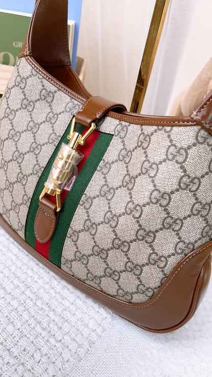 Gucci GG Supreme Medium Jackie 1961 Hobo
