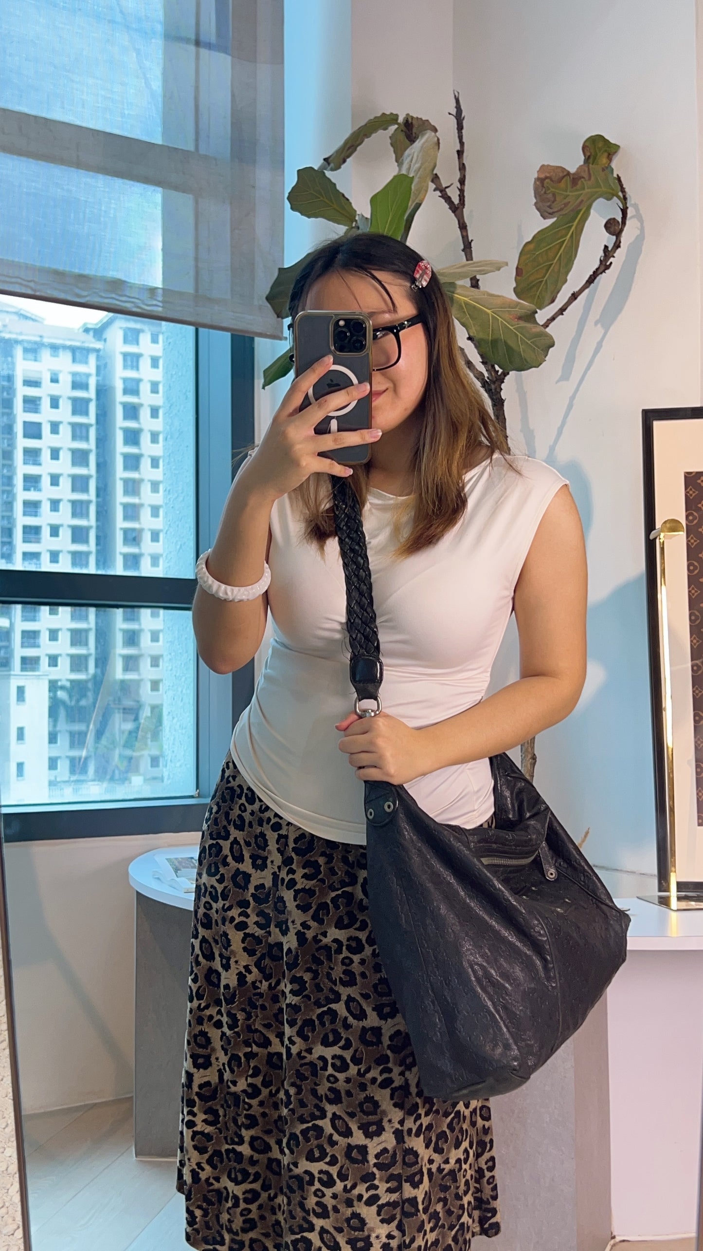 Gucci Black Guccissima Messenger Bag