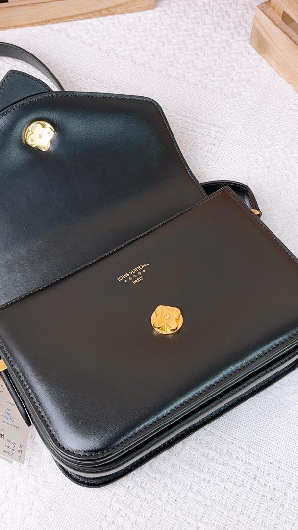 Louis Vuitton Black Smooth Calfskin Pont 9 Shoulder Bag