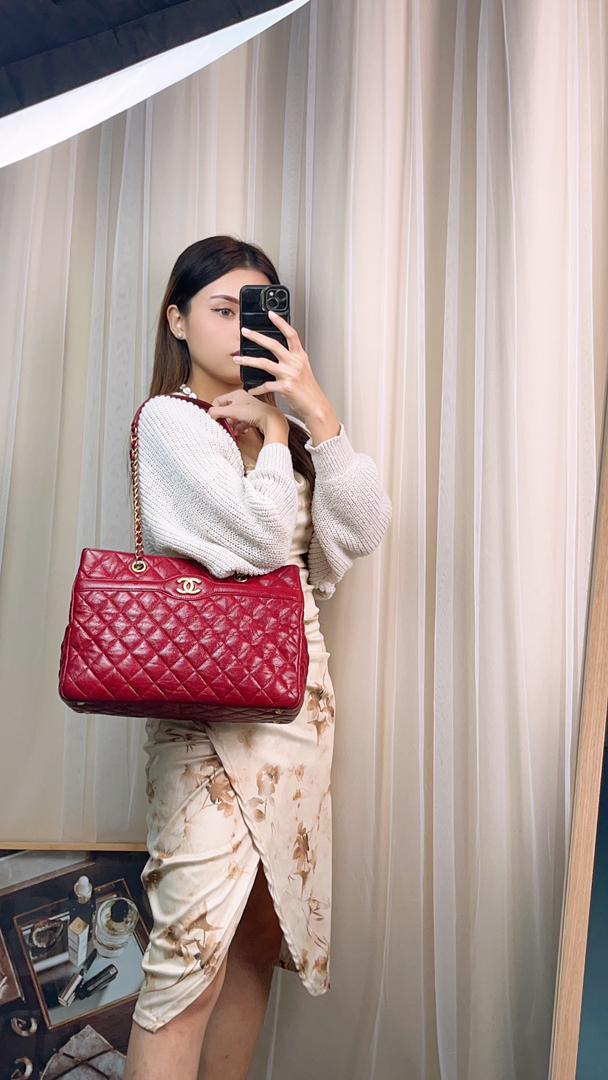 Chanel Crinkled Caviar Shopping Tote GHW