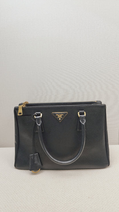 Prada Black Saffiano Galleria 30cm (GHW)