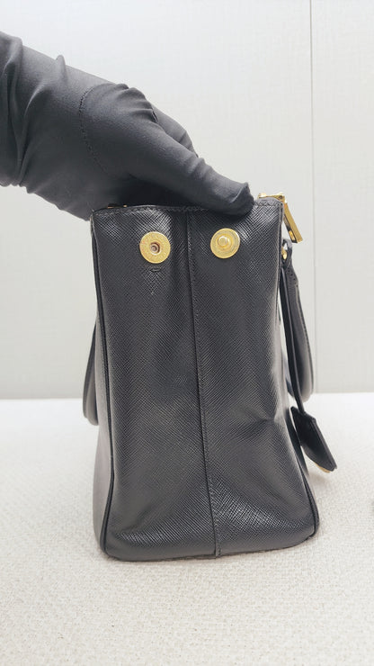 Prada Black Saffiano Galleria 30cm (GHW)