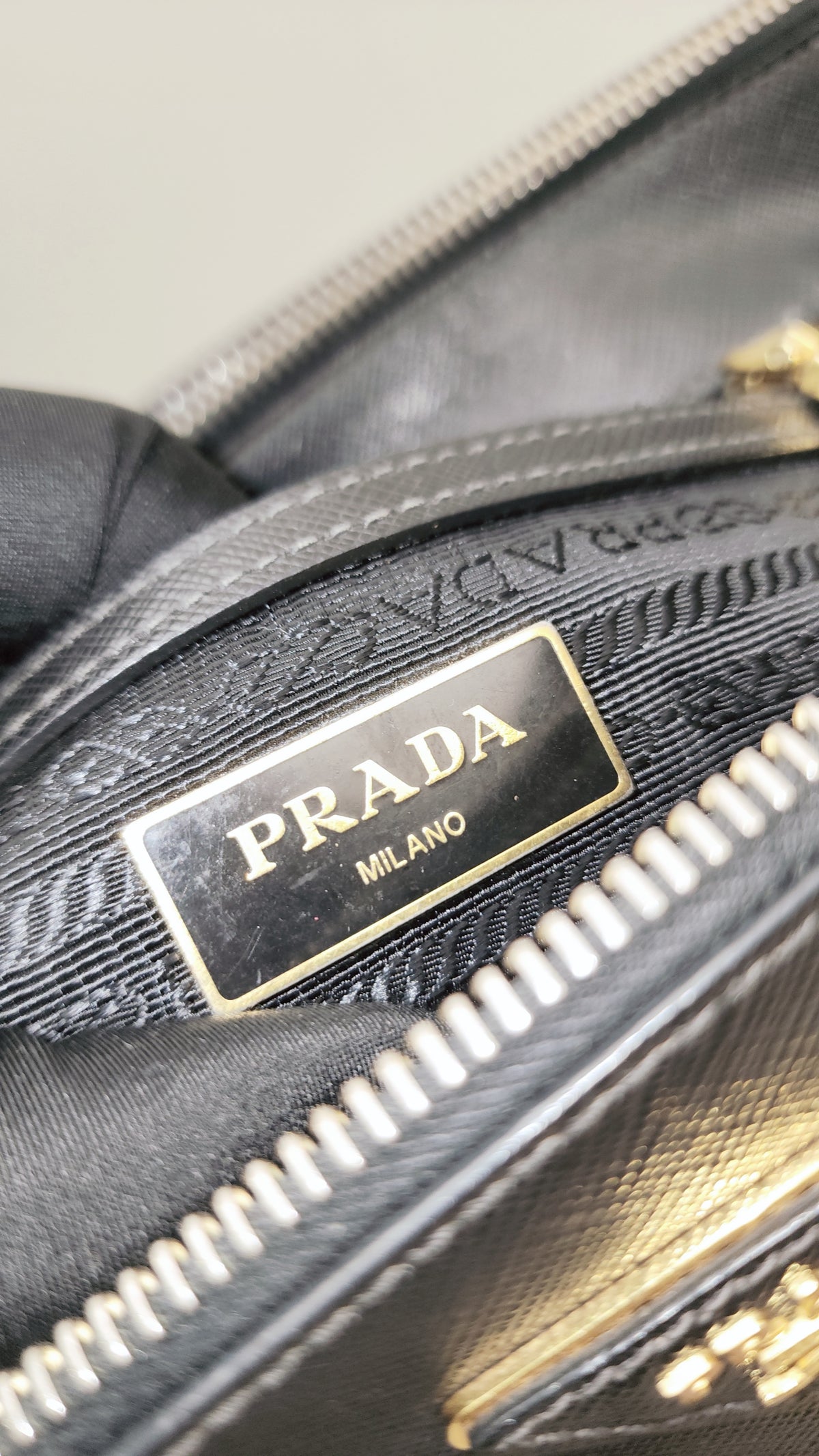 Prada Black Saffiano Galleria 30cm (GHW)