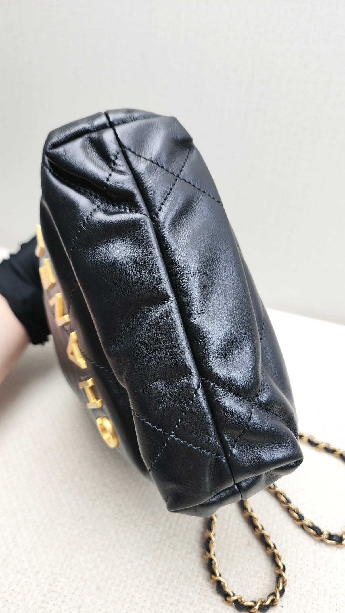 Chanel Black Lambskin Mini 22 Bag (GHW)