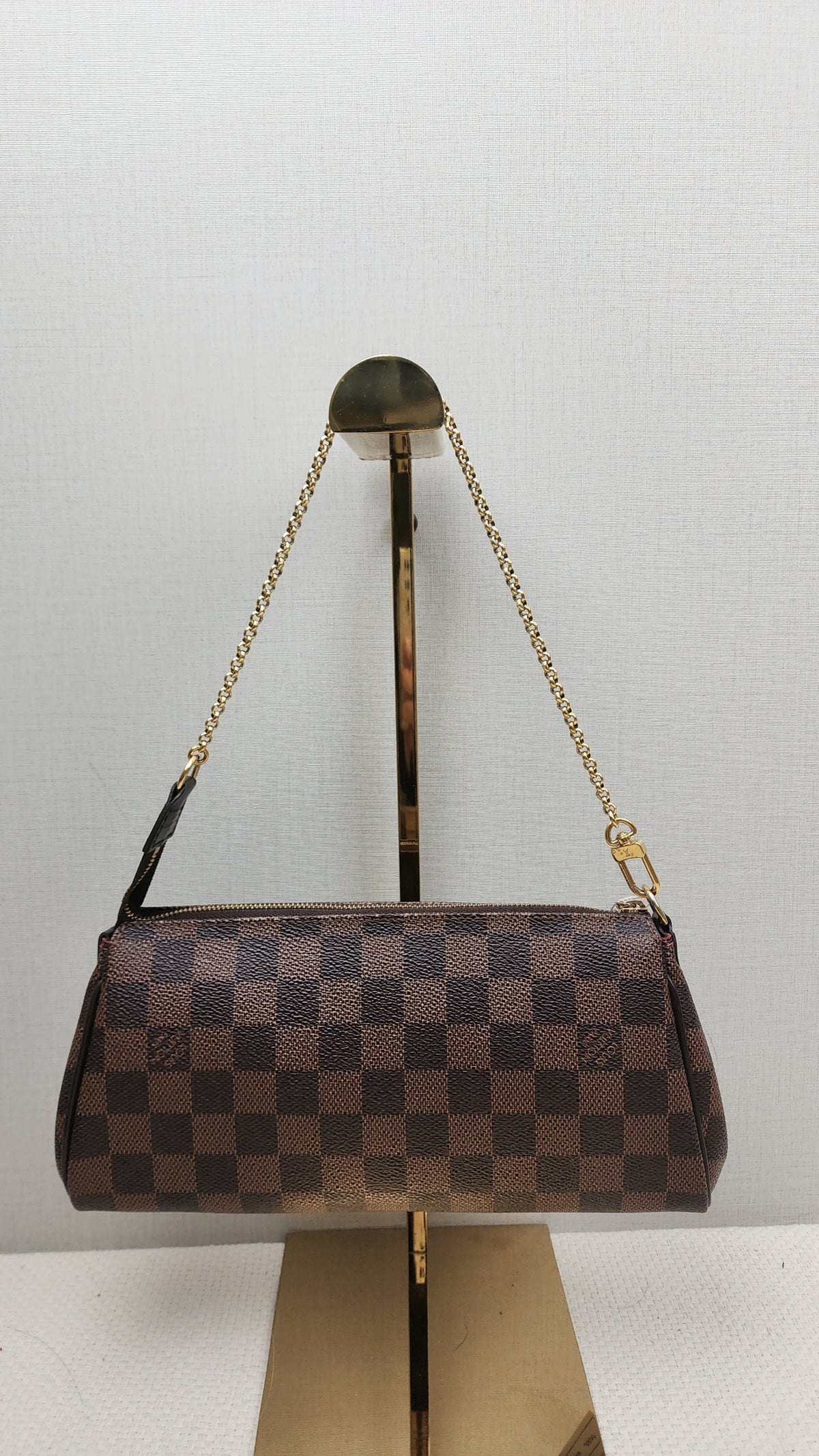 LV Damier Ebene Eva