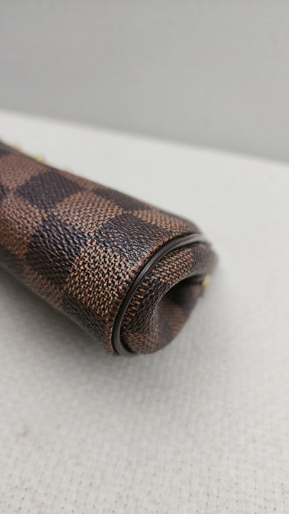 LV Damier Ebene Eva