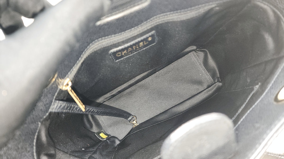 Chanel Black Caviar PST (GHW)