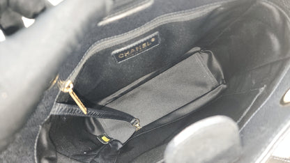 Chanel Black Caviar PST (GHW)