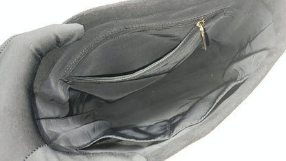Chanel Black Caviar PST (GHW)