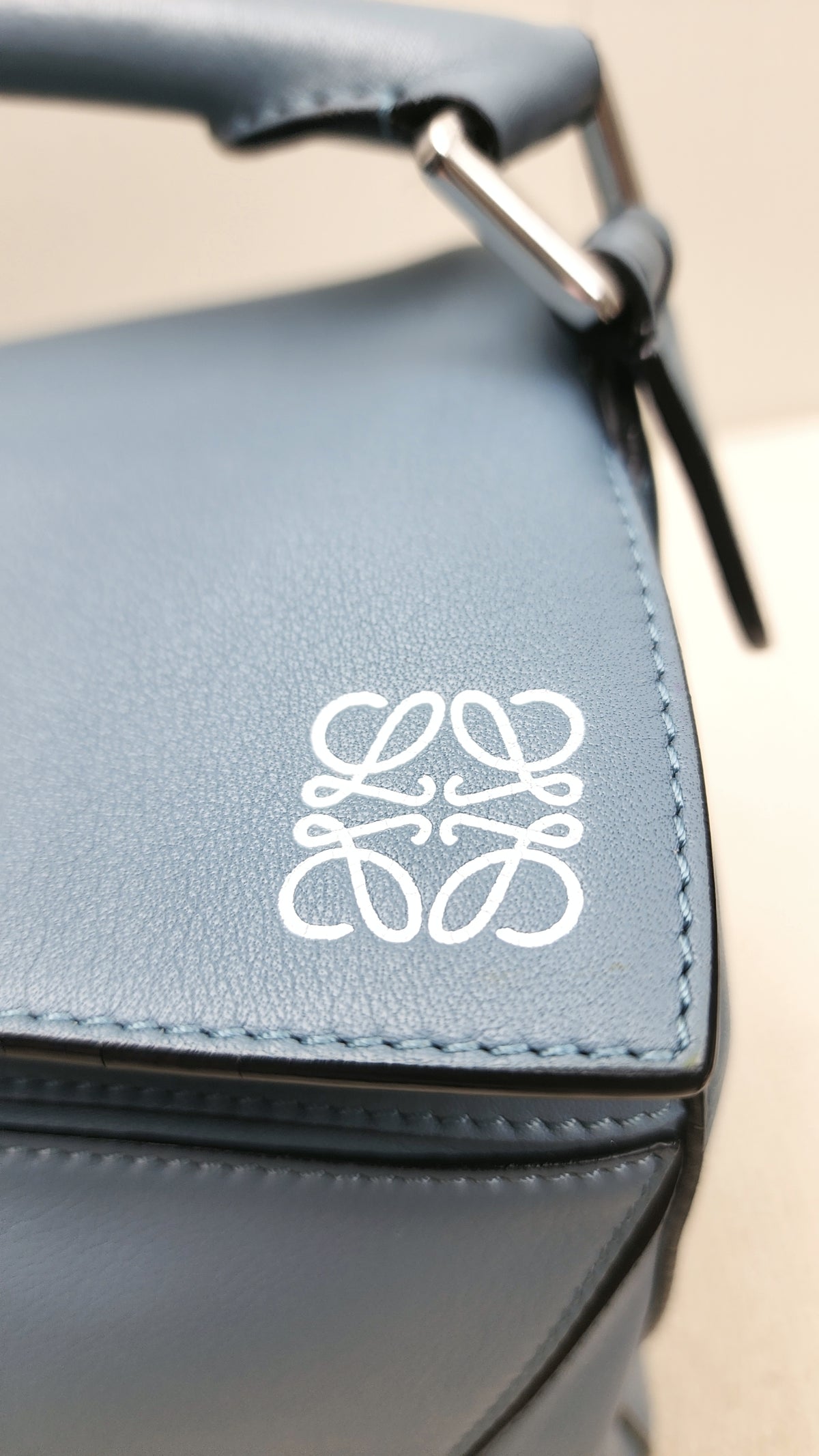 Loewe Stone Blue Medium Puzzle (SHW)