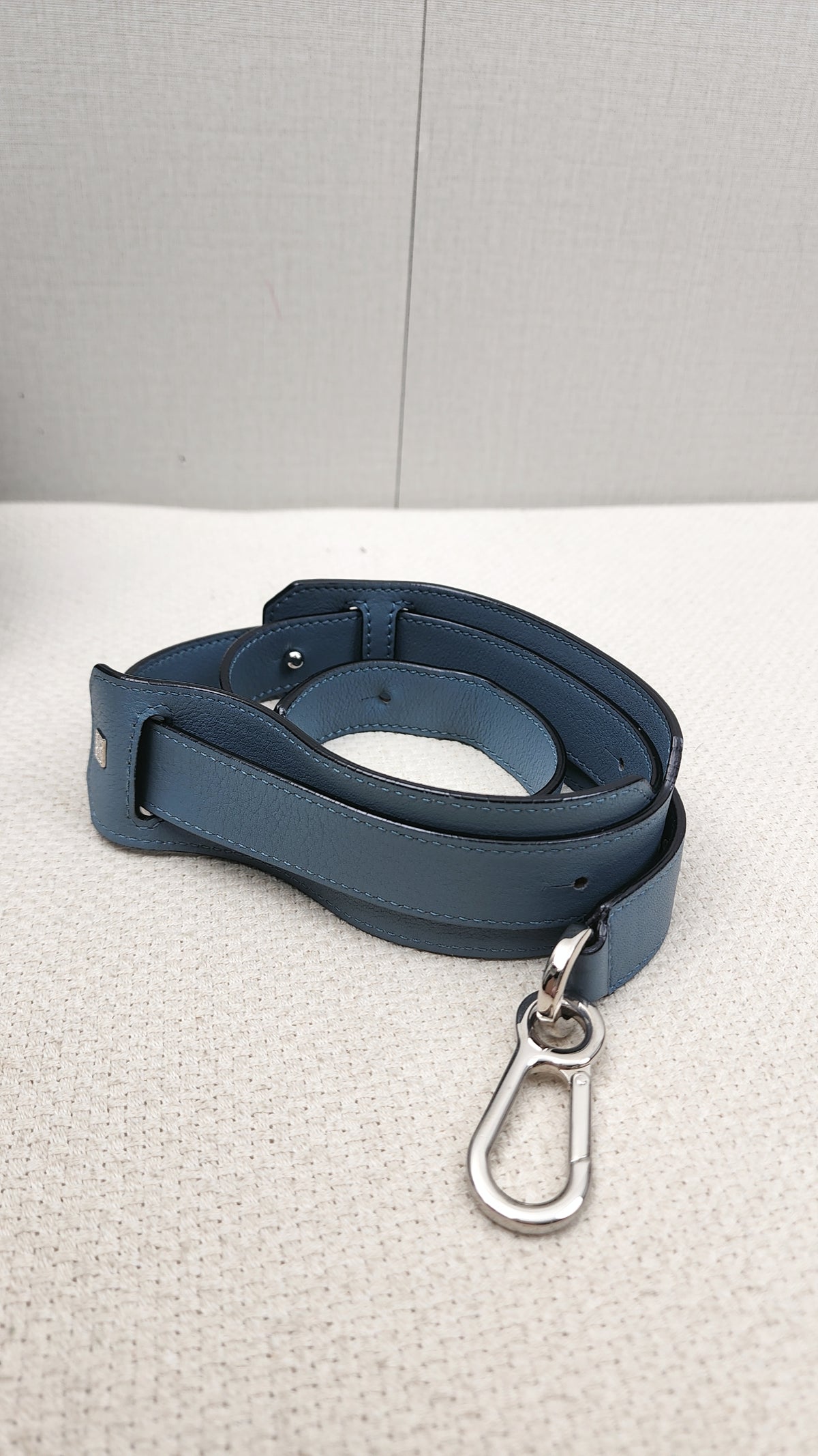 Loewe Stone Blue Medium Puzzle (SHW)