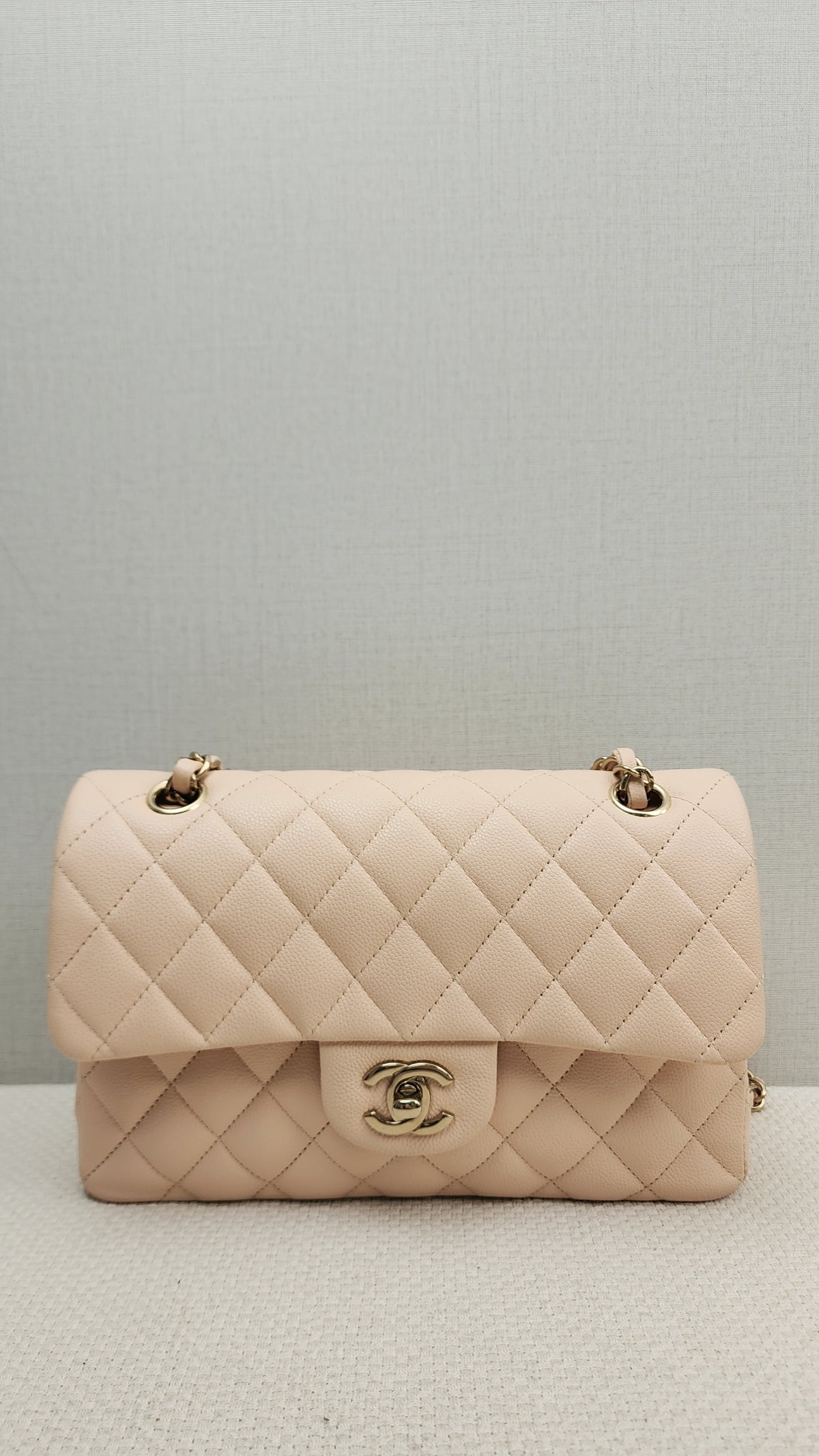 Chanel Peach Nude Caviar Small CF (LGHW)